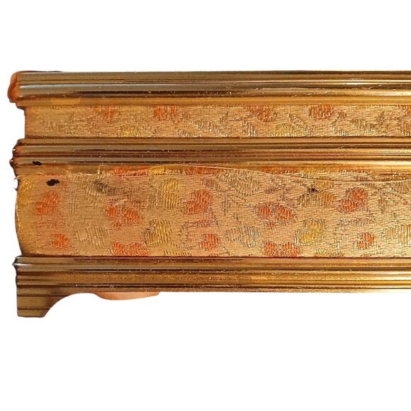 Hollywood Regency gold and rose tapestry gold tone metal jewelry box - Picture 4 of 6
